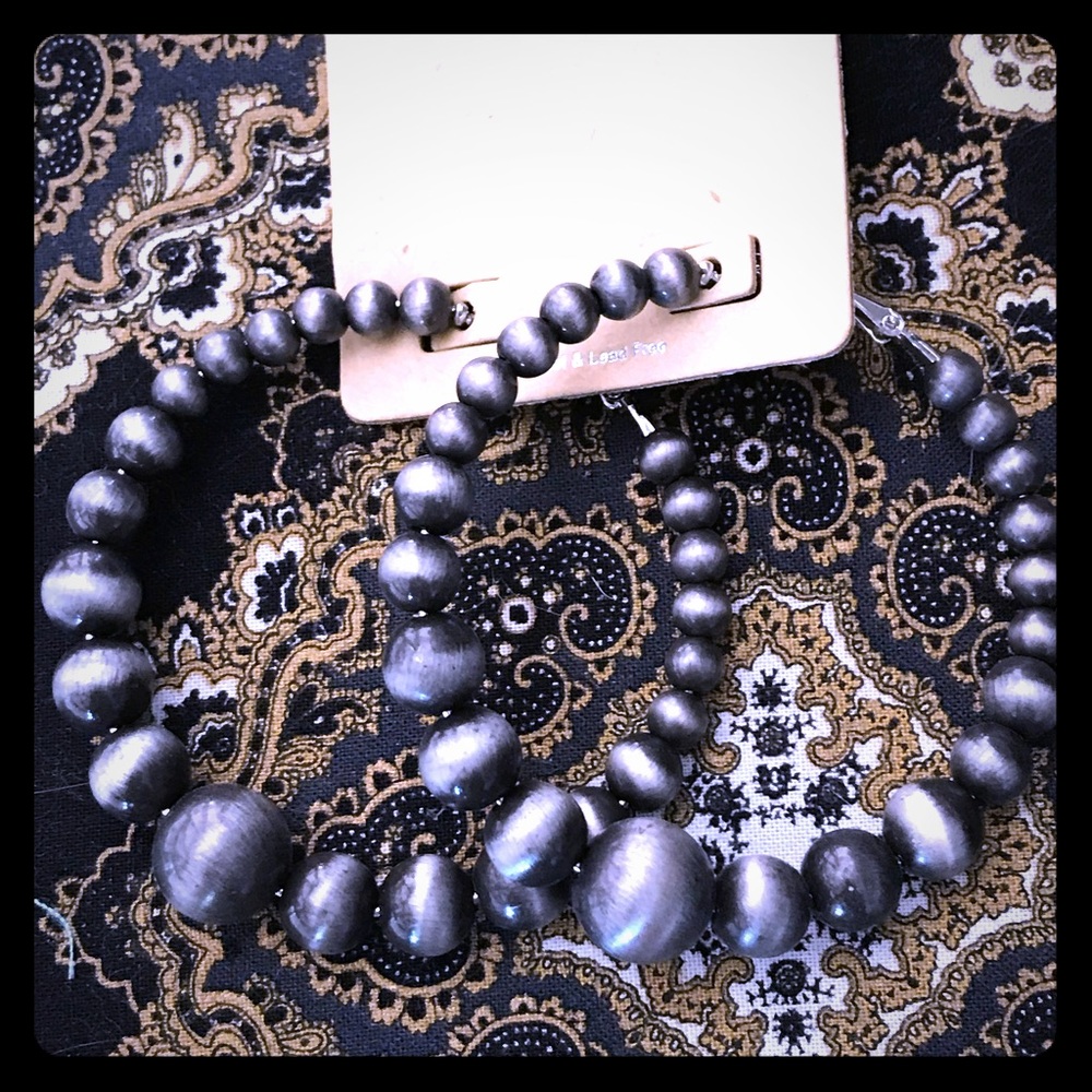 Brand new - Navajo Pearl Earring hoops.